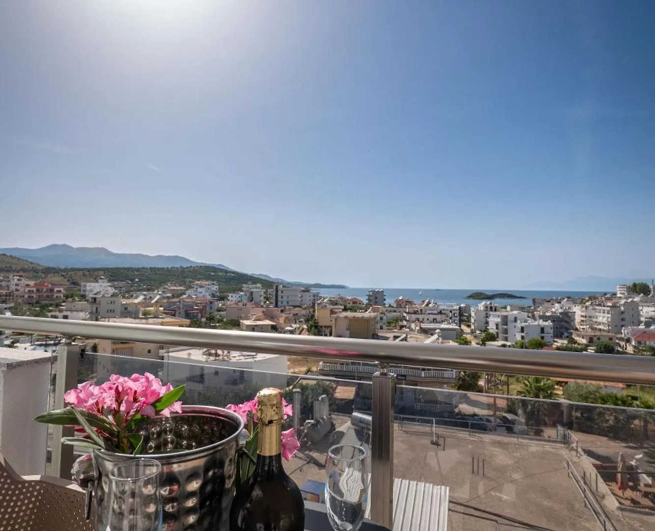 Hotel Vila Melina Ksamil 3*,  Albania